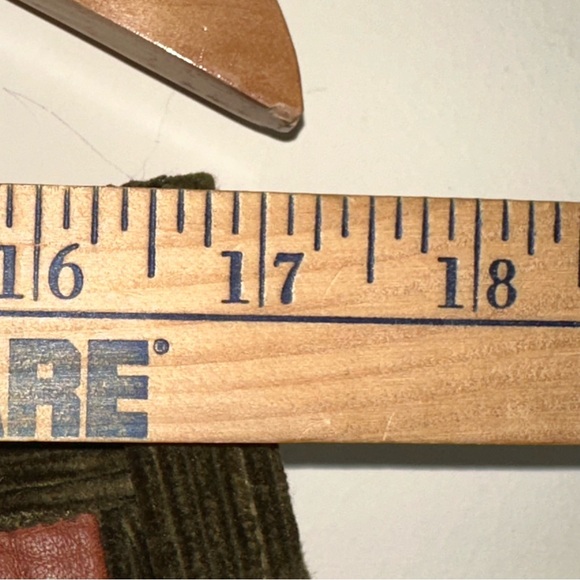 Orvis Men's Size 38 Supercord Pleated Corduroy Pants Green Leather Pocket Trim - Picture 8 of 9